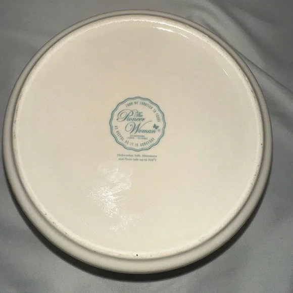 The Pioneer Woman Maze Set Of 3 Round Ceramic Nesting Bowls 2 With Lids - Picture 10 of 15